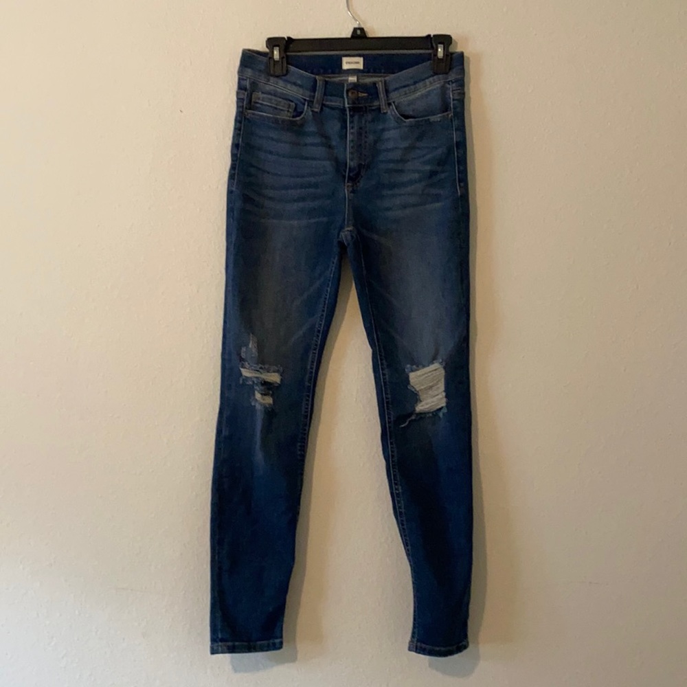 Sneak Peek Jeans